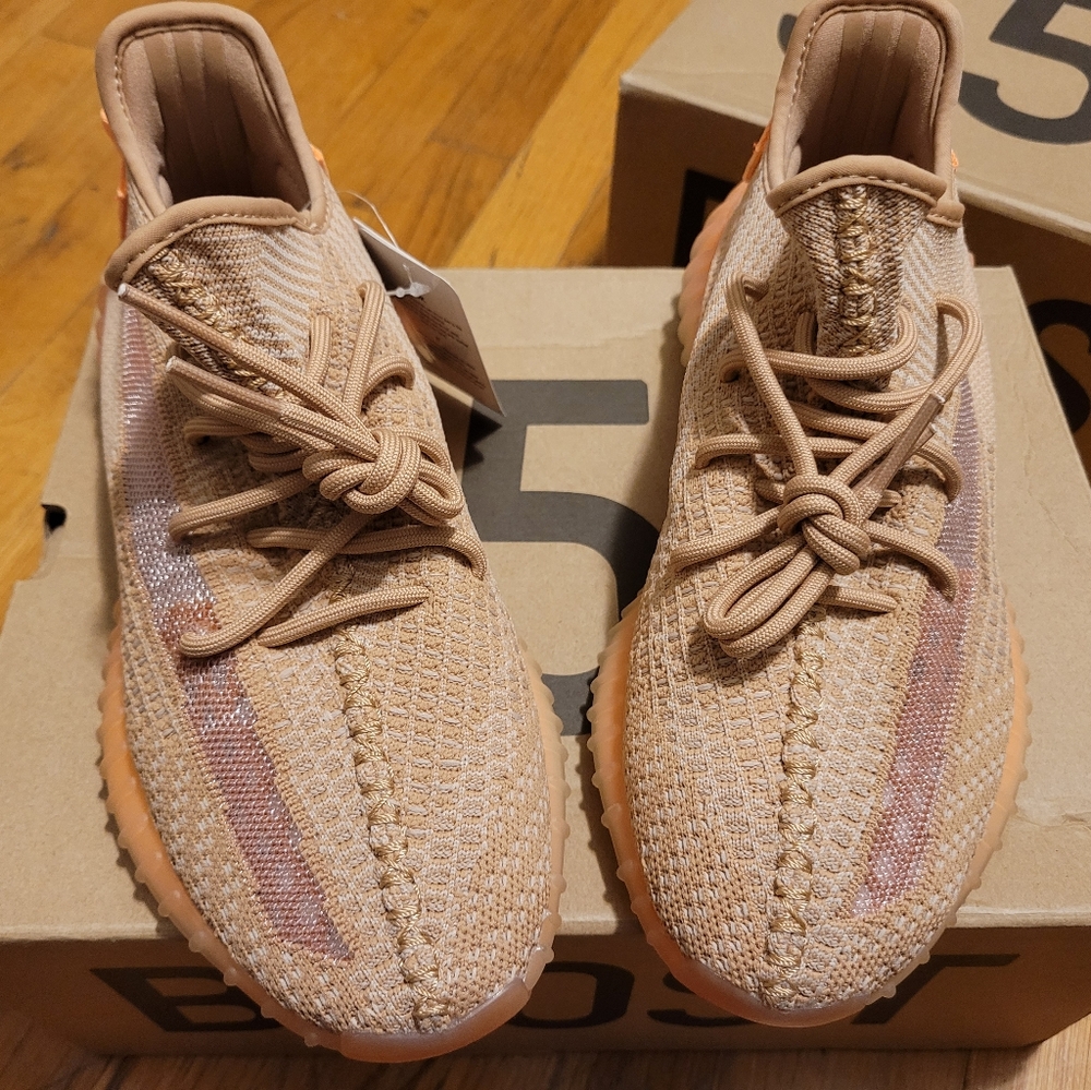 Adidas Yeezy 350 Clay